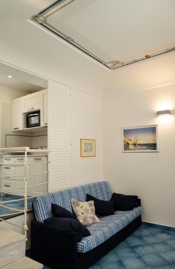 شقة Scirocco - Amazing Flat With Terrace In The Center أمالفي المظهر الخارجي الصورة