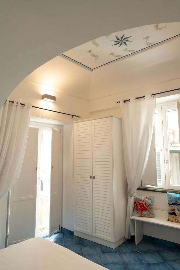 شقة Scirocco - Amazing Flat With Terrace In The Center أمالفي المظهر الخارجي الصورة